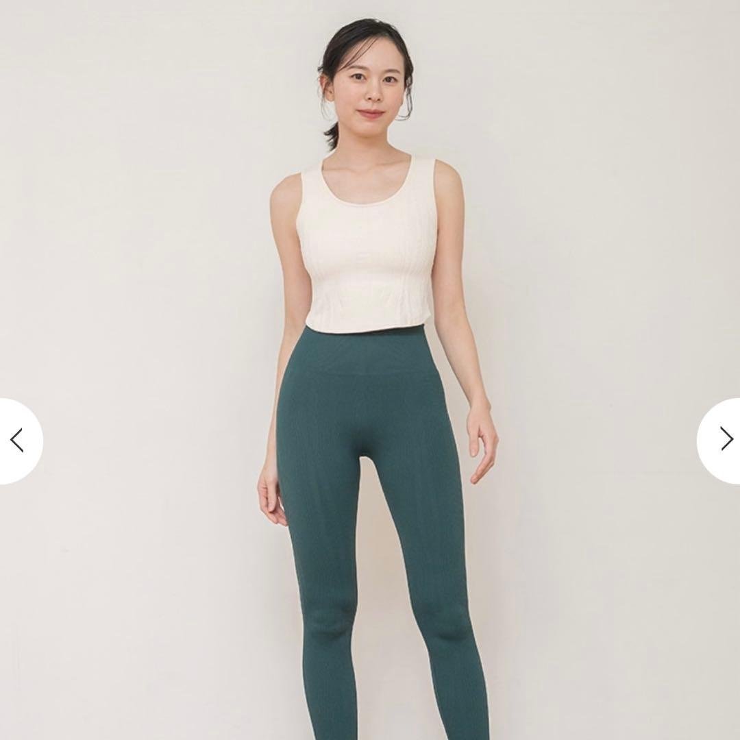 新品☆未使用【SUKALA】ウエーブリブアクティブタンクトップ　Ｌサイズ