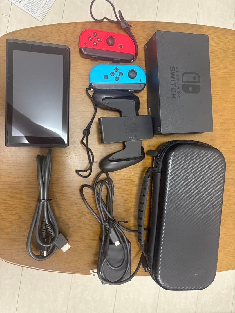 Nintendo Switch ネオンブルー・レッド 本体　海外版(us)