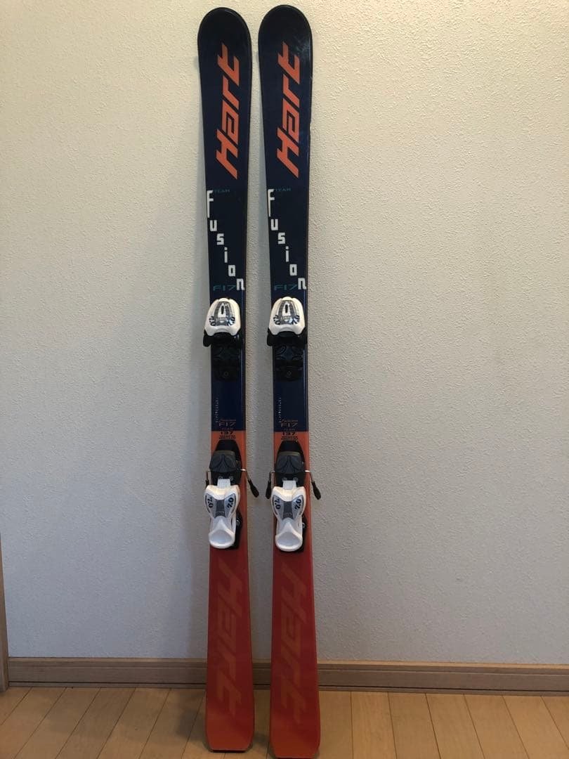 Hart F17 Jr.モーグルスキー 板137cm MARKER 70