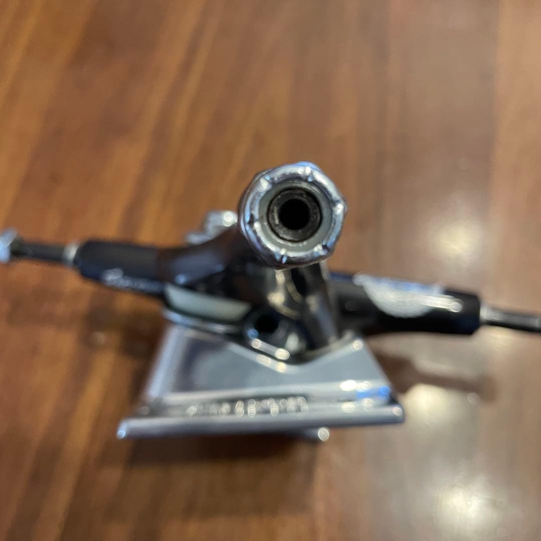 テンサー　マグライト　5.5 未使用　スケートボードトラック　スケボートラック