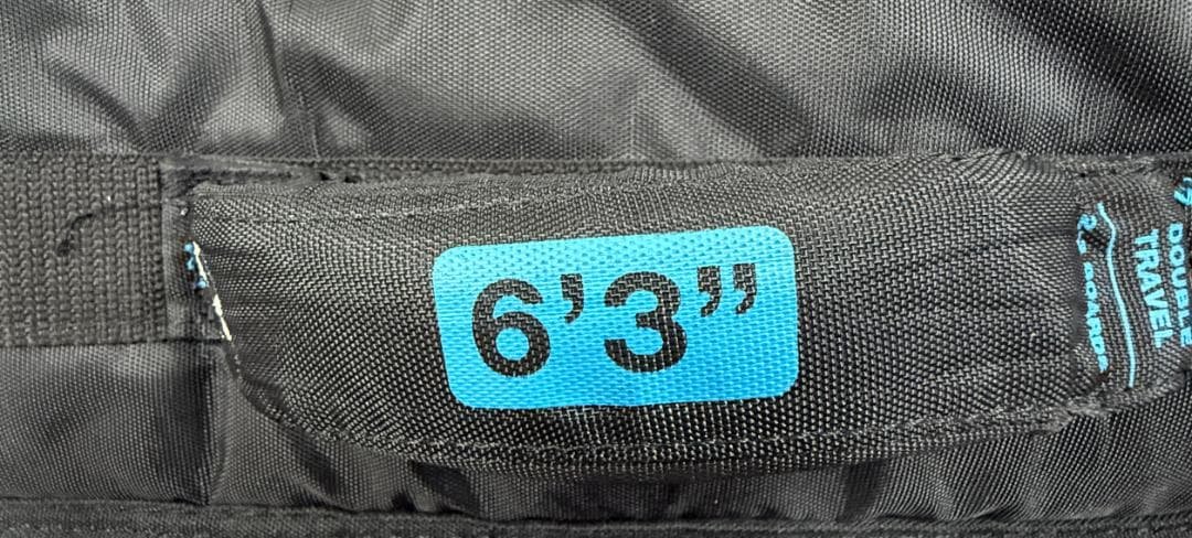 FCS 6'3\" サーフボードケース