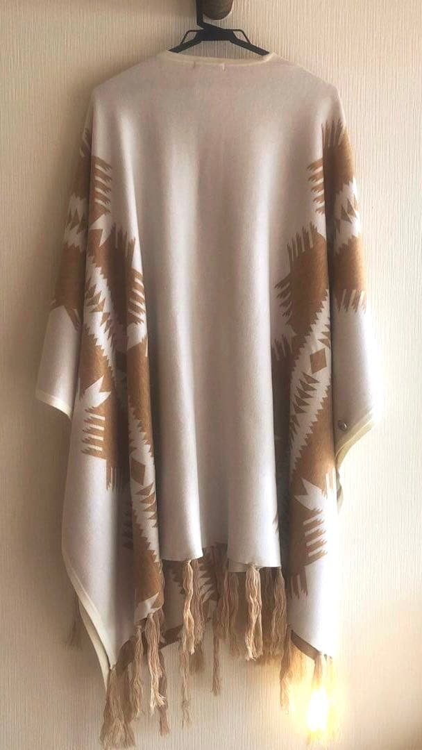 幾何学模様 ポンチョ・ケープコート 13000円→11000円