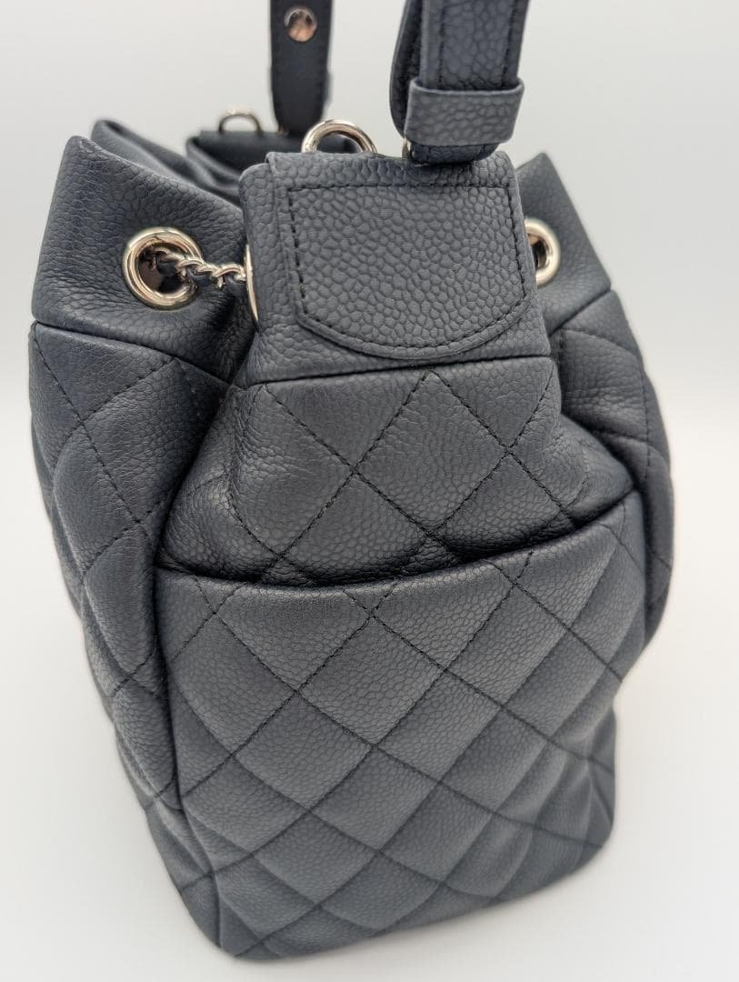 【2/6までnnns】CHANEL 巾着型 2Way キャビアスキン