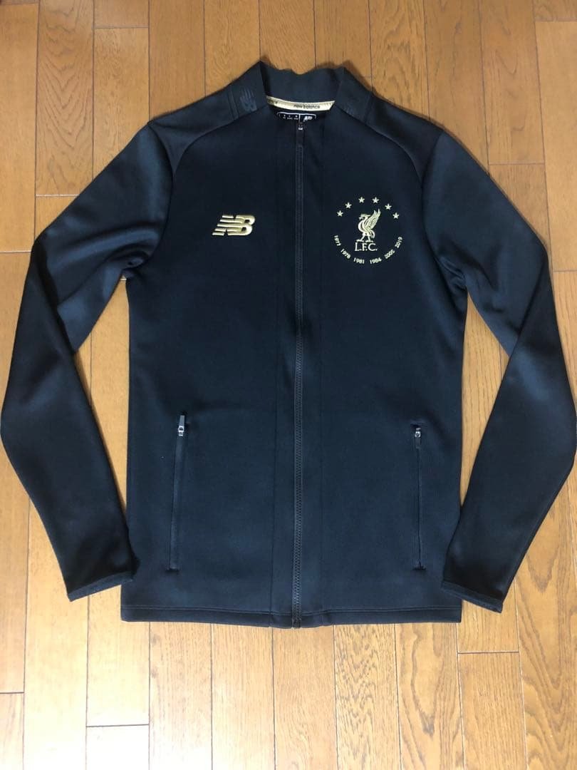リバプール Liverpool FC ジャケット サイズM 【お値下げ中‼️】