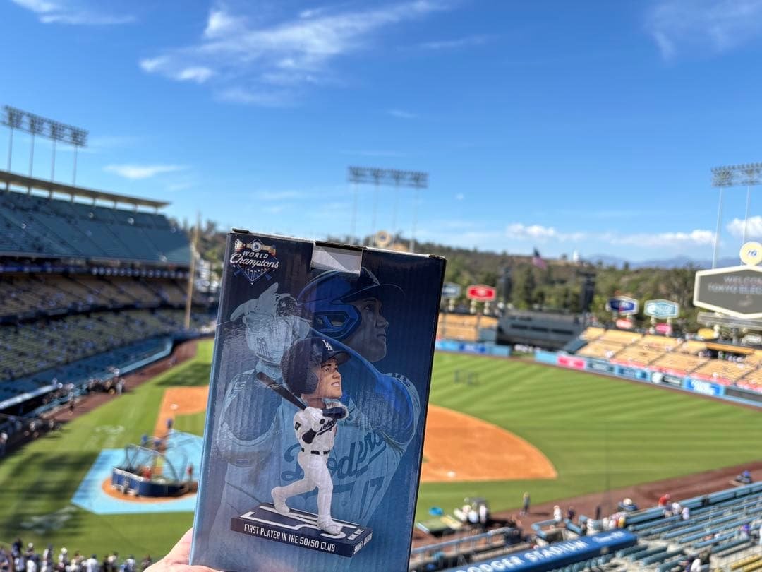 【即発送可】8/27来場特典 ドジャース 大谷翔平 ボブルヘッド 50/50