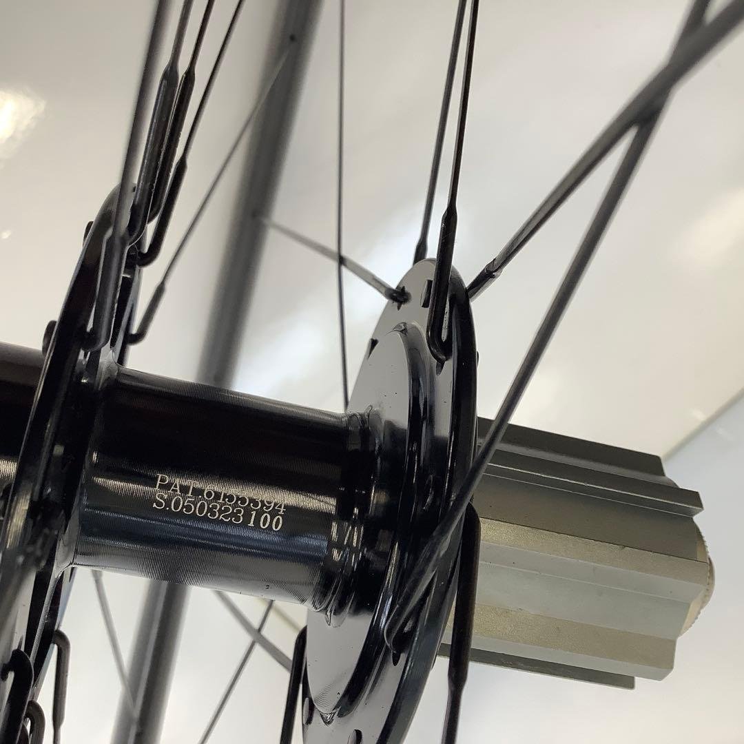 ノーブランドカーボンホイール・チュブラー・カンパフリー