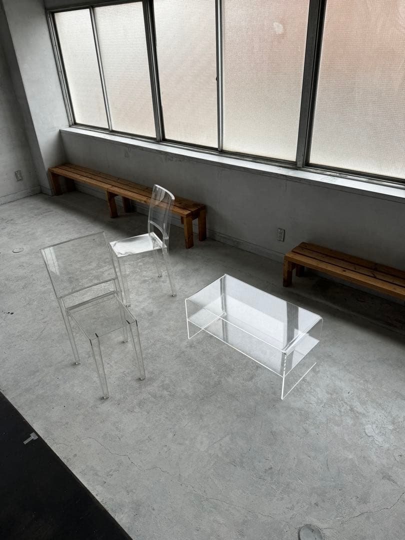 アクリル　センターテーブル