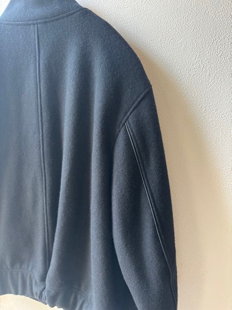 美品　MIDIUMISOLID ミディウミソリッド　スタジャン　ジャケット