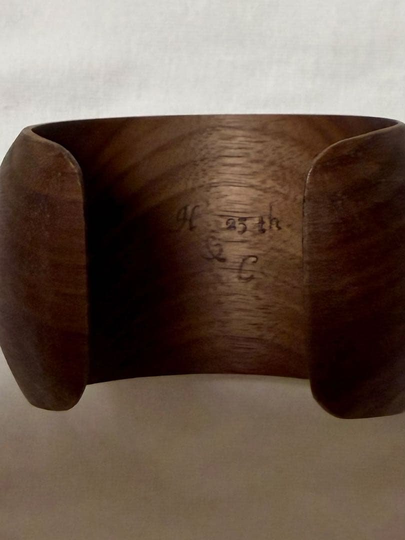 HUG O WaR 25周年　coguバングル　雅姫