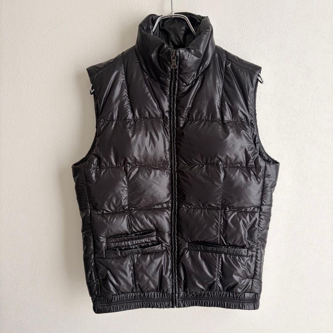 【美品✨レア】PRADA プラダ　中綿ベスト　ラバーロゴ　黒　46 国内正規品