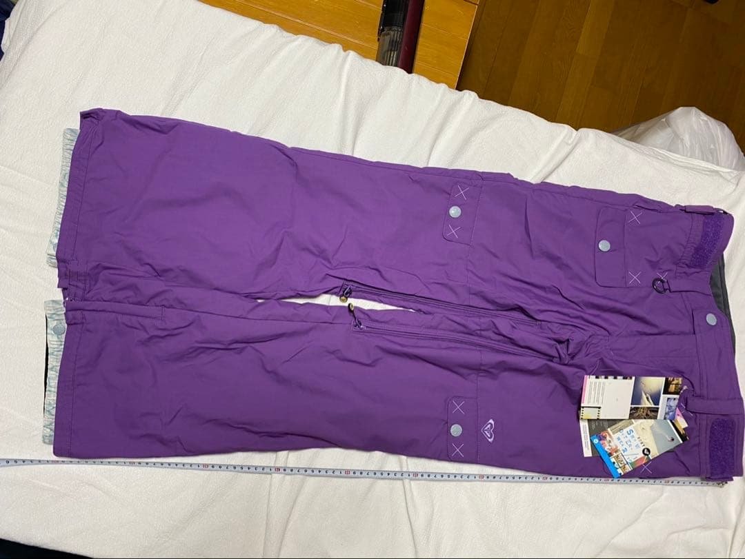 タグ付き　Roxy ロキシー　スノーボード　スキーウェア パンツ　紫　パープル