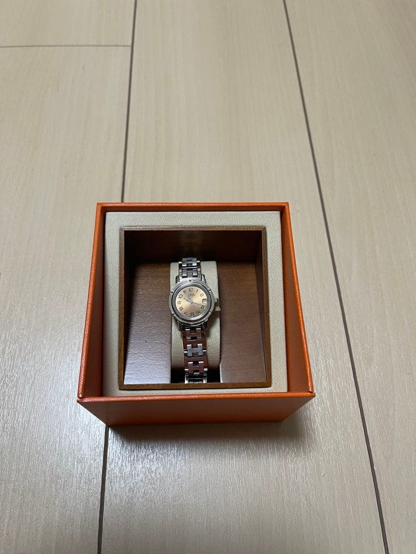 アナログクォーツ腕時計 シルバー/ベージュ