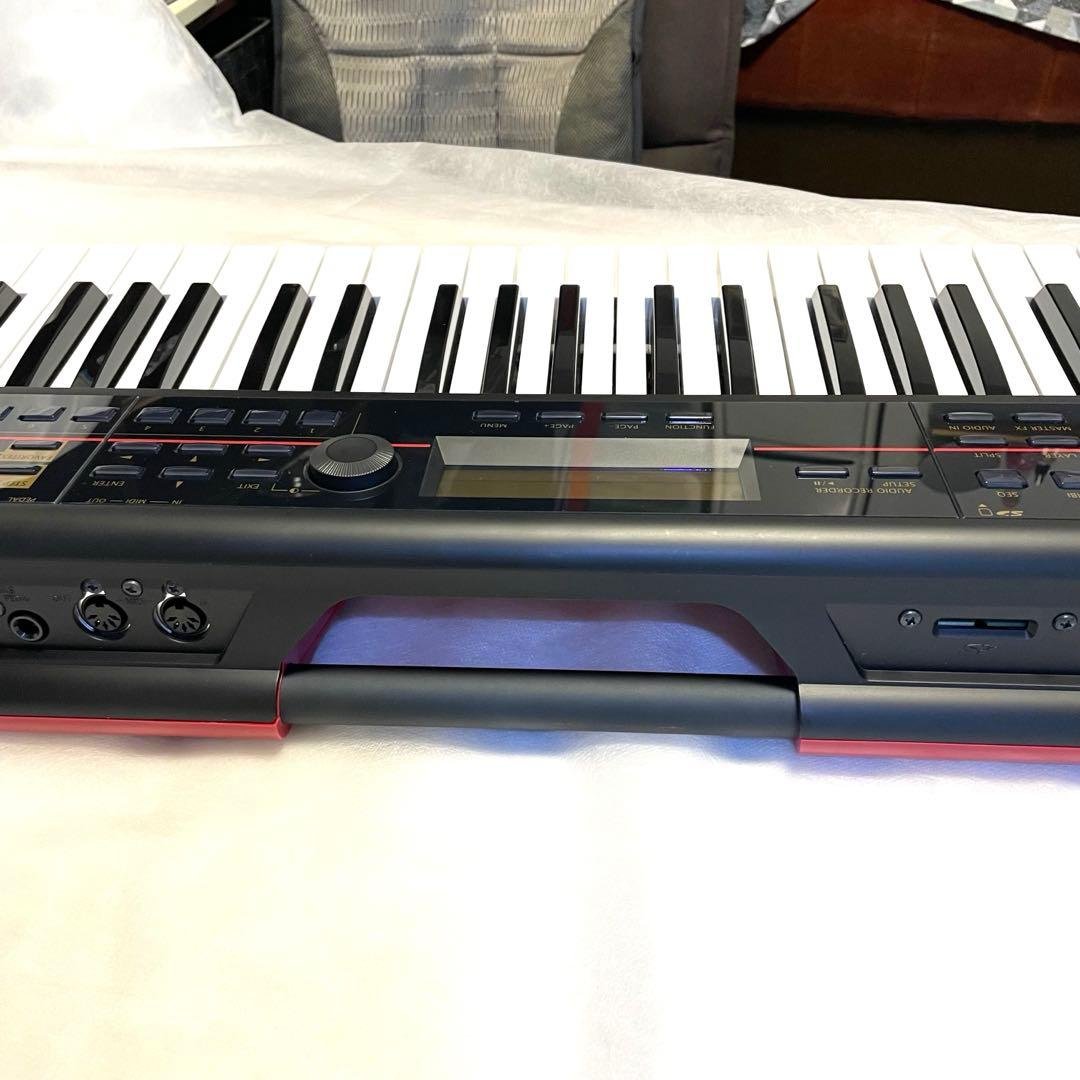 KORG コルグ KROSS-61鍵 シンセサイザー 美品、ソフトケース付き