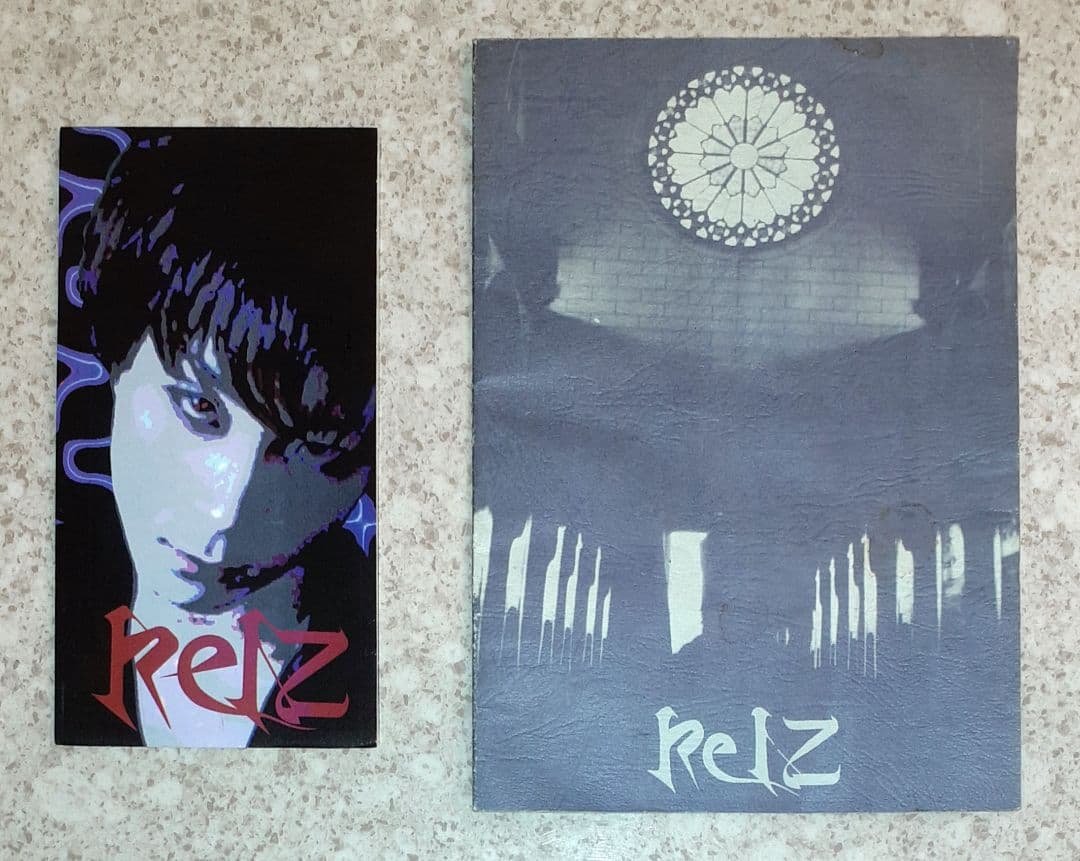 ReiZ(ライツ？),MADNESS,CDシングル +冊子付き(20ページ)