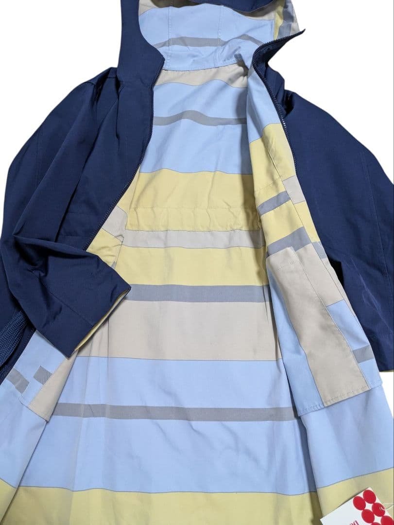 新品　ドゥクラッセ　DoCLASSE　二重織　リバーシブル・フードコート