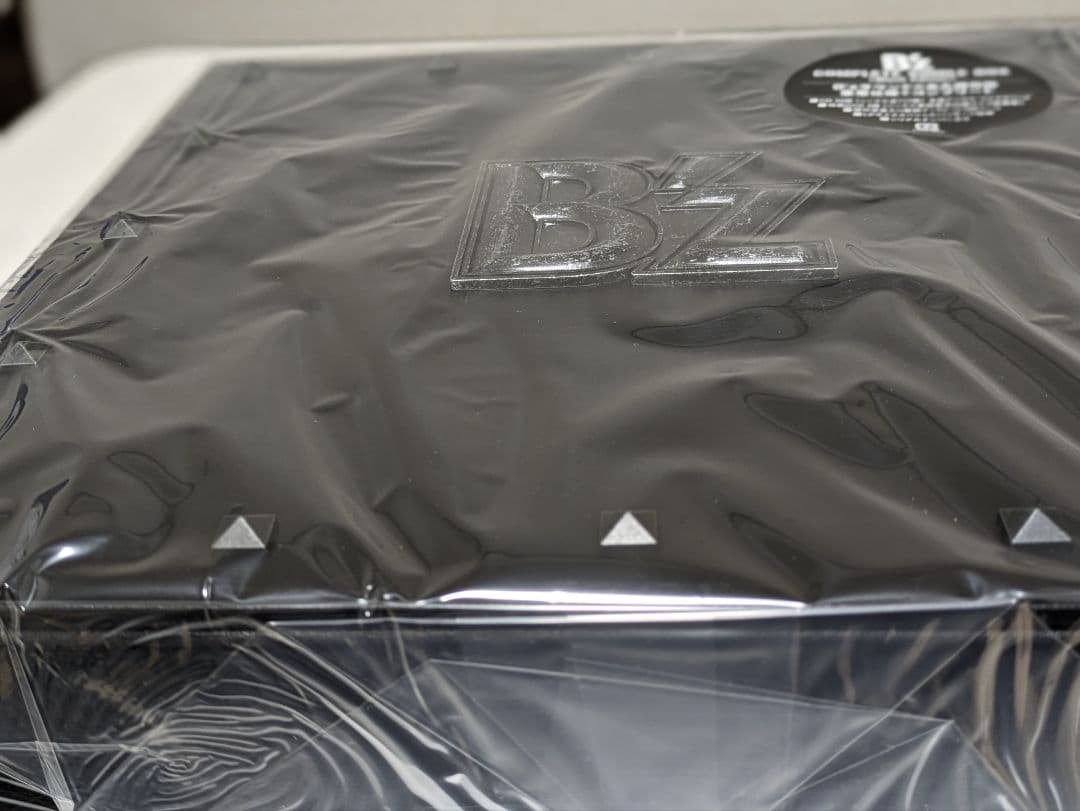 邦楽 B'z COMPLETE SINGLE BOX (Black Edition)