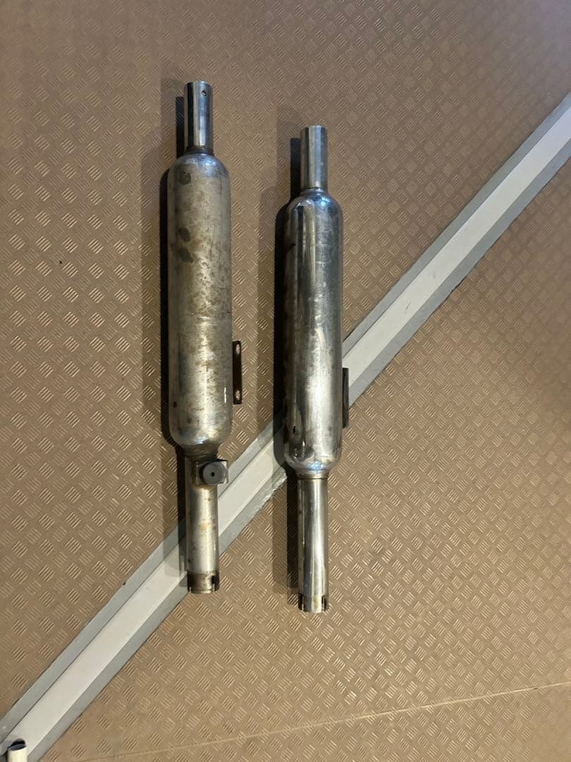 w650 社外マフラー