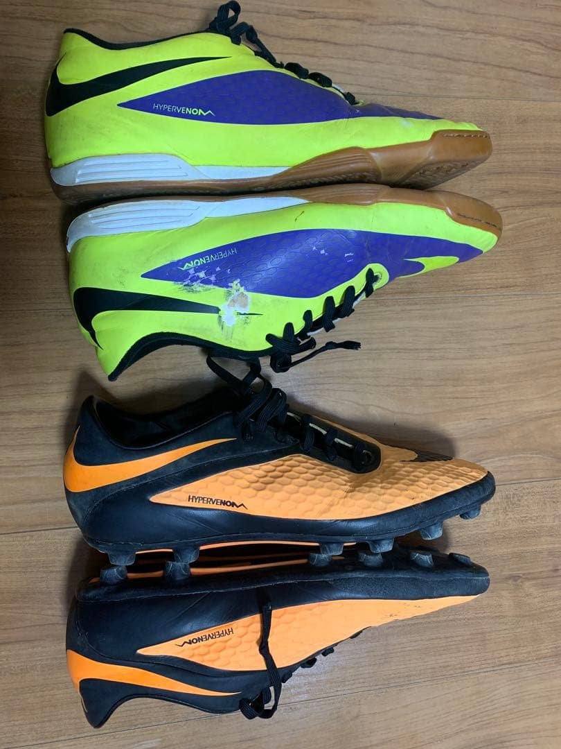 Nike ハイパーヴェノム フットサルシューズ（IC）＋サッカースパイク（FG）