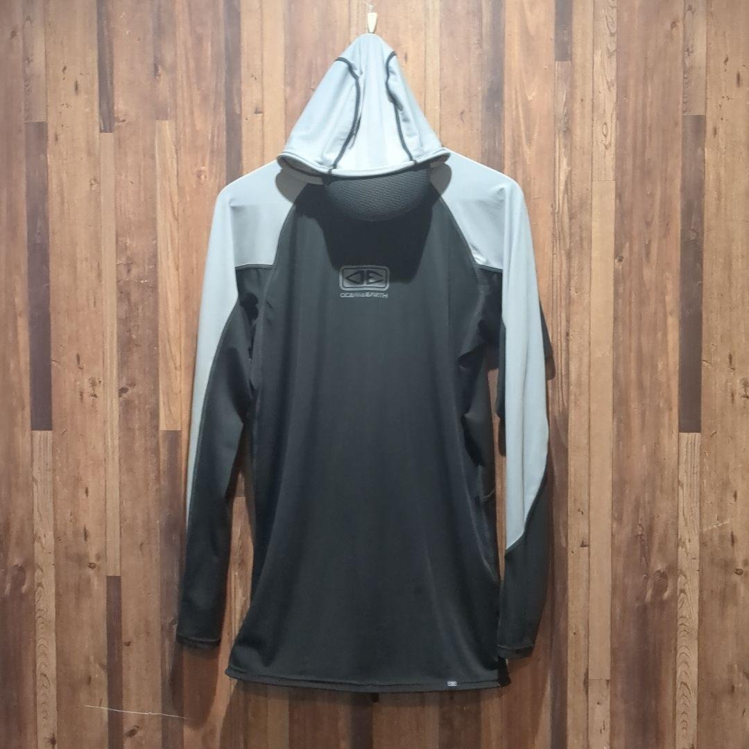 フードキャップ　長袖ラッシュガード ラッシュOCEAN&EARTH