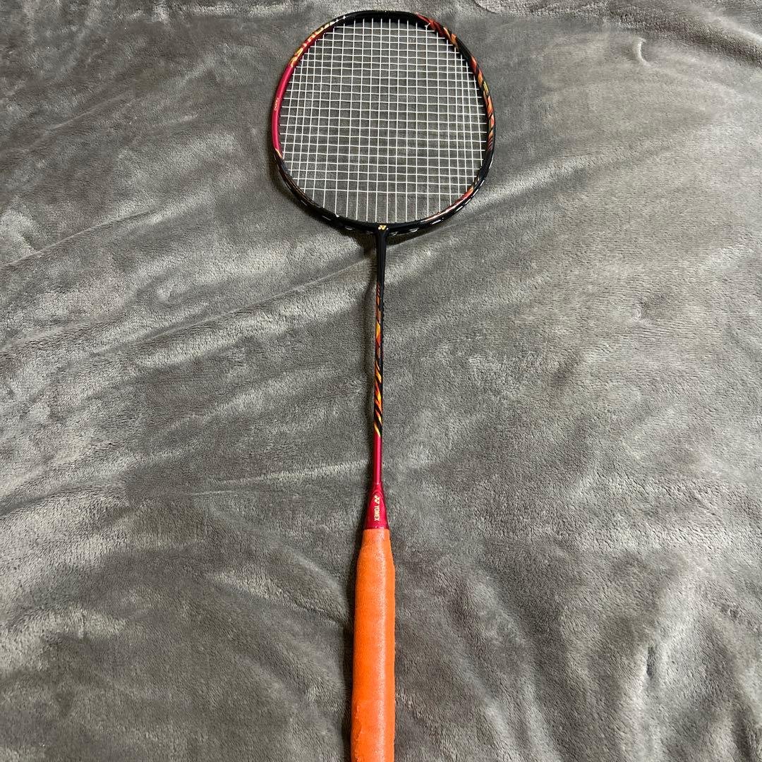 バドミントンラケット　アストロクス99プロ　【4ug5】