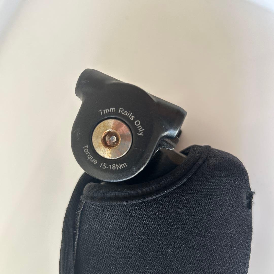 SR SUNTOUR NCX サドル　シートポスト　サスペンションシートポスト