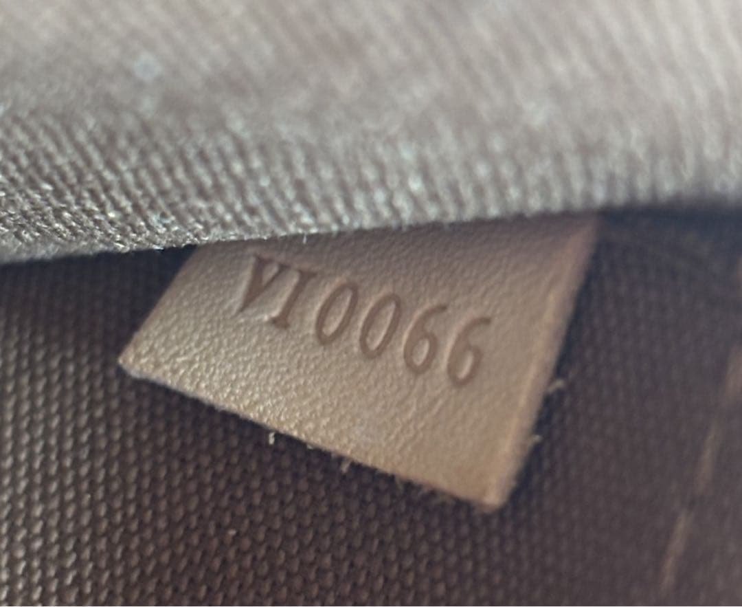 Louis Vuitton モノグラム ショルダーバッグ　ソローニュ