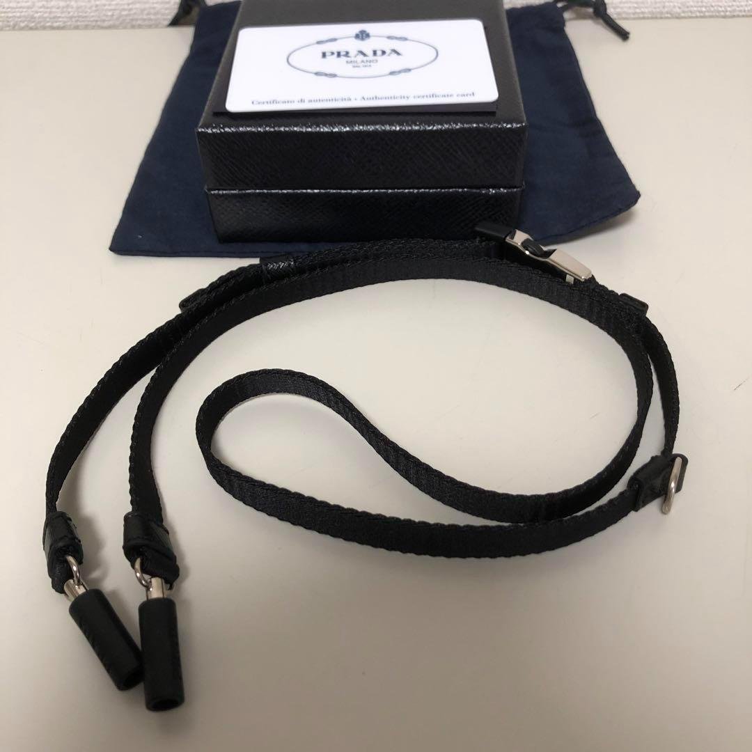 【最終値下】プラダ ナイロン ブラック AirPods キャリーストラップ