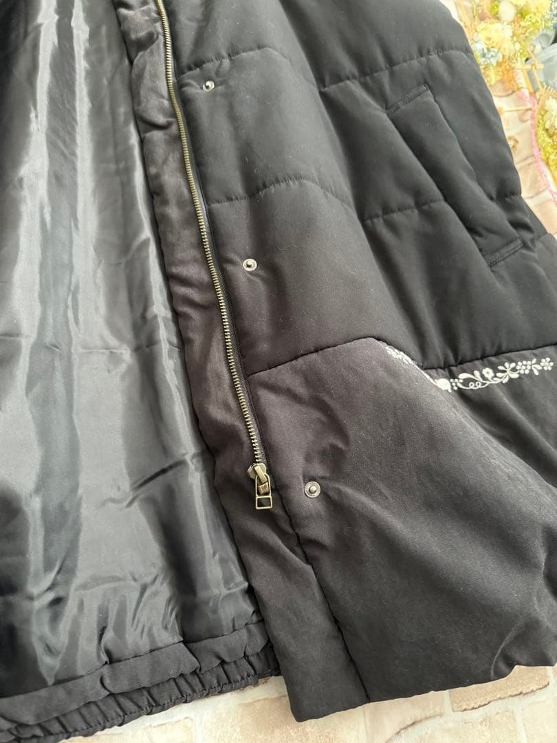 ドラッグストアーズ★ノーカラー中わた入りコート★ブラック