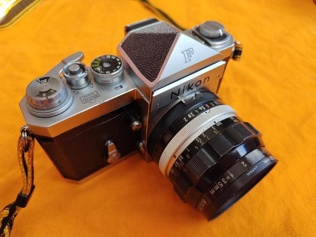 Nikon F アイレベル 35mm f2レンズ付き