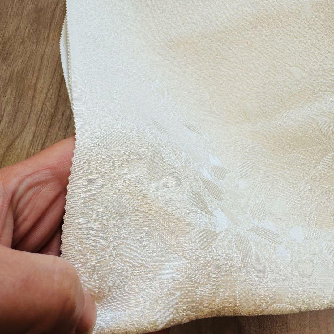 新品未使用品　留袖　正絹　帯揚げ　帯締め 末広　扇　4点セット　着物　白　金