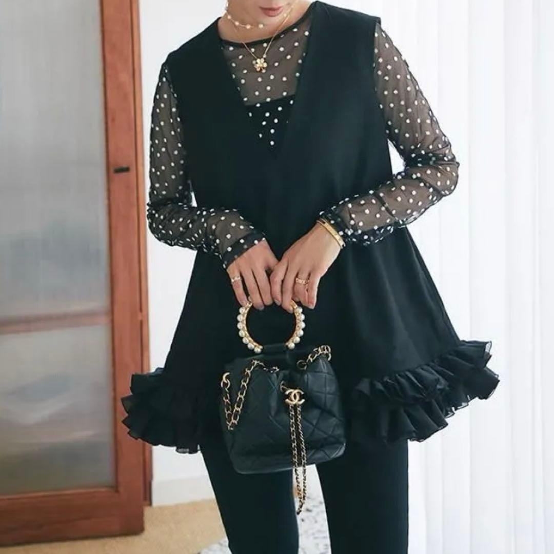 【新品】セブンテン SEVENTEN★フリルトリムトップス