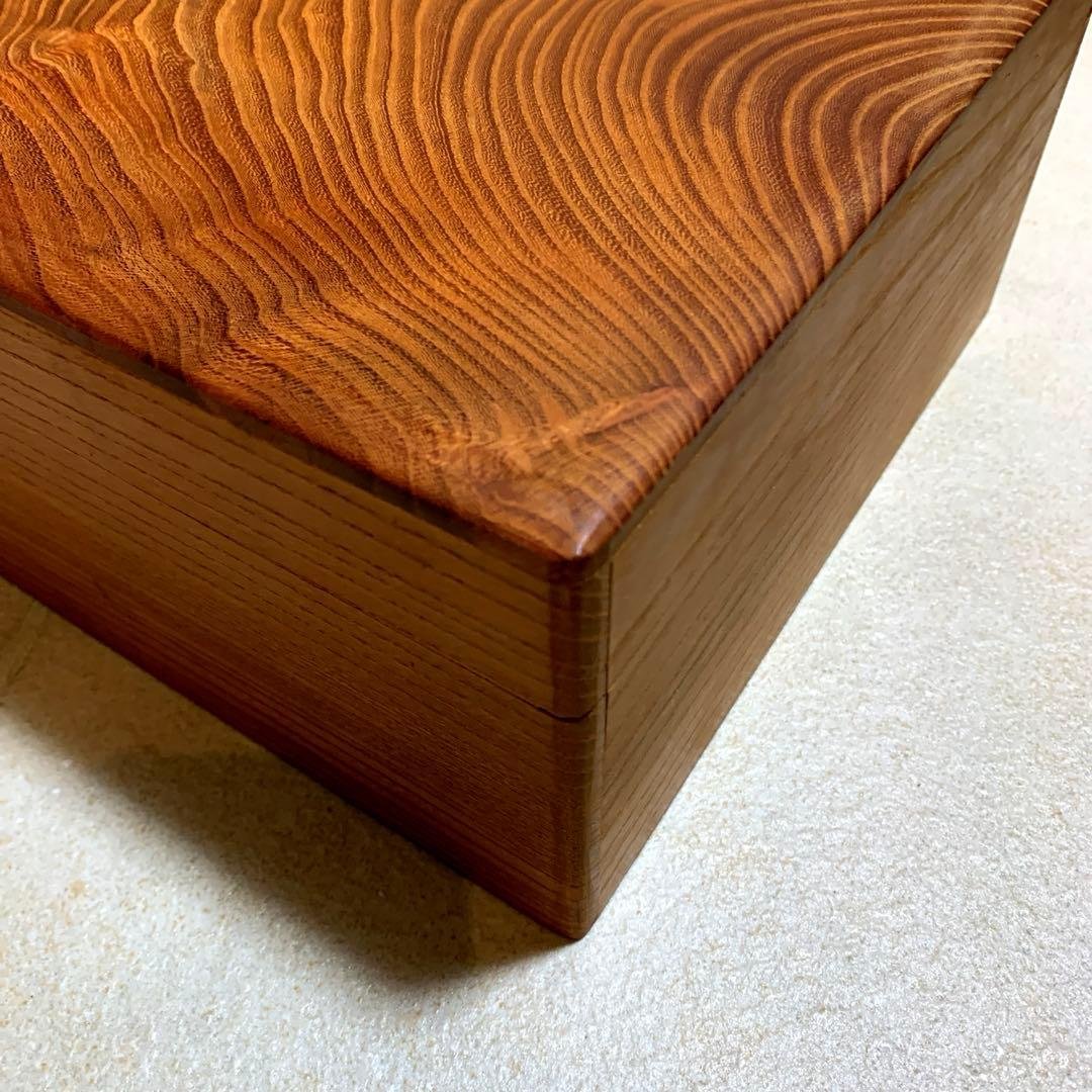 未使用　木製　ケヤキ　欅　木箱