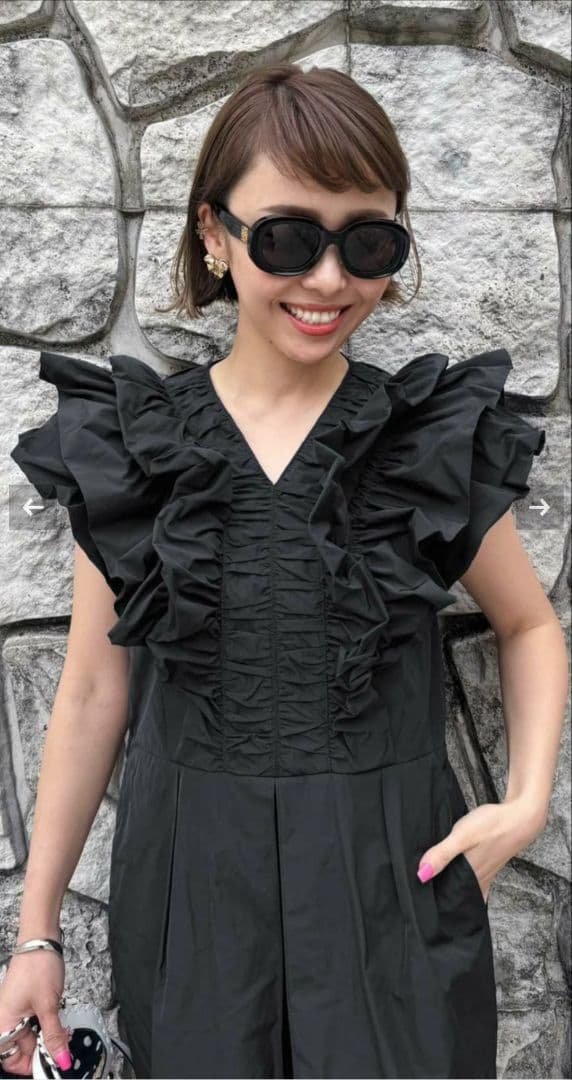 rinrinプロフ必読専用極美品☆ヴェロフォンナアキロンフリルオールインワン