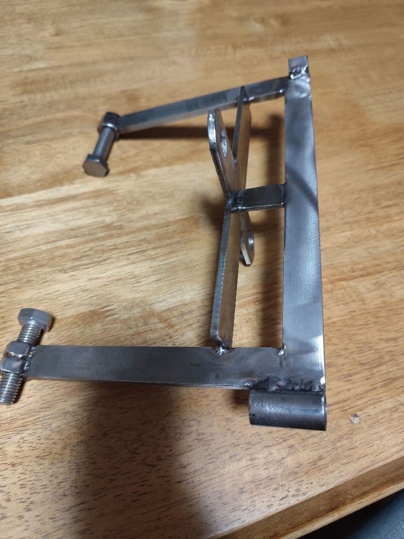 石鯛　カゴ釣り　堤防車輪留めピトン　アンカー不要