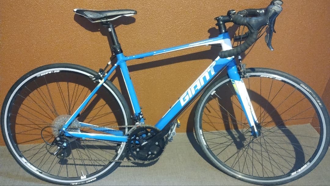 GIANT　DEFY3　ロードバイク SORA