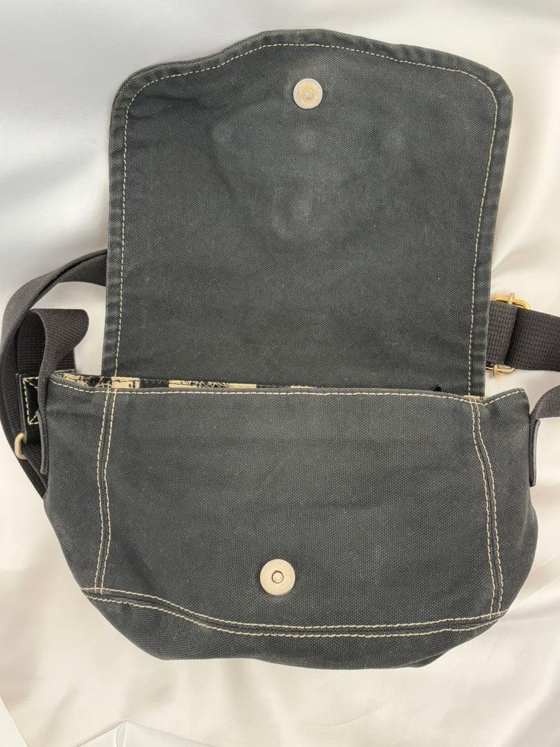 ヴィヴィアンウエストウッド ショルダーバッグ 金オーブ エッジウェア 黒