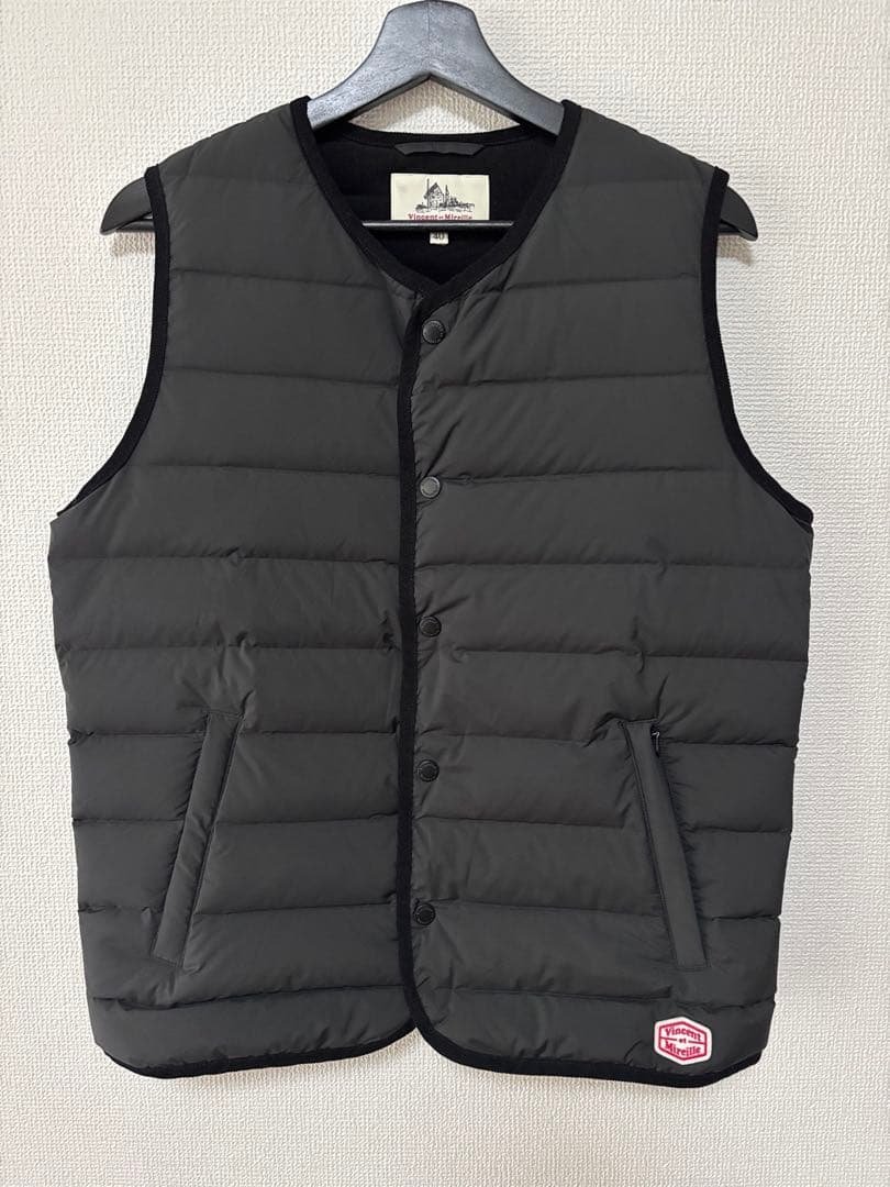 ヴァンソンエミレイユ ステッチレス ダウン ベスト サイズ40 ブラック