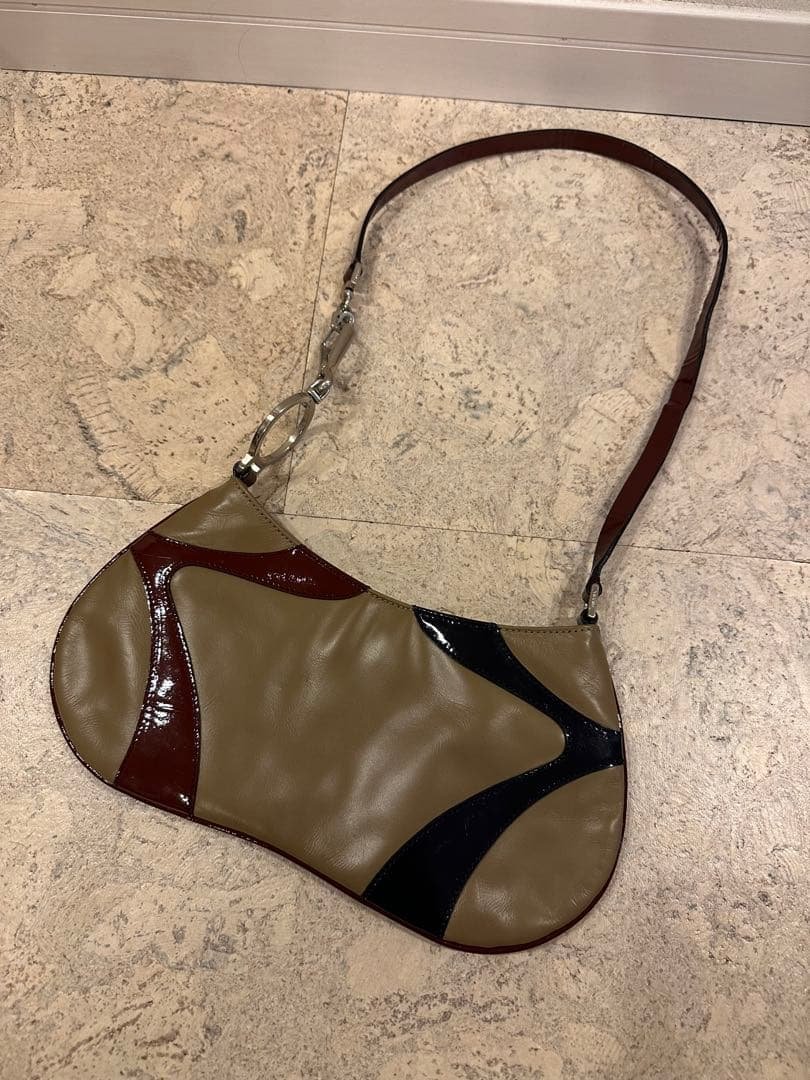 プラダPRADA ショルダーバッグ