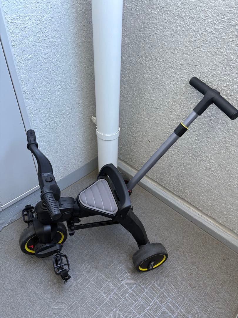 doona（ドゥーナ）Liki Trike　リキトライク　三輪車　グレイハウンド