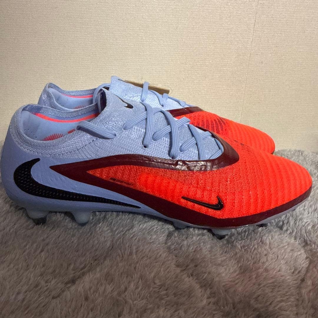 ナイキ　サッカースパイク　ファントム6 トップモデル　SG