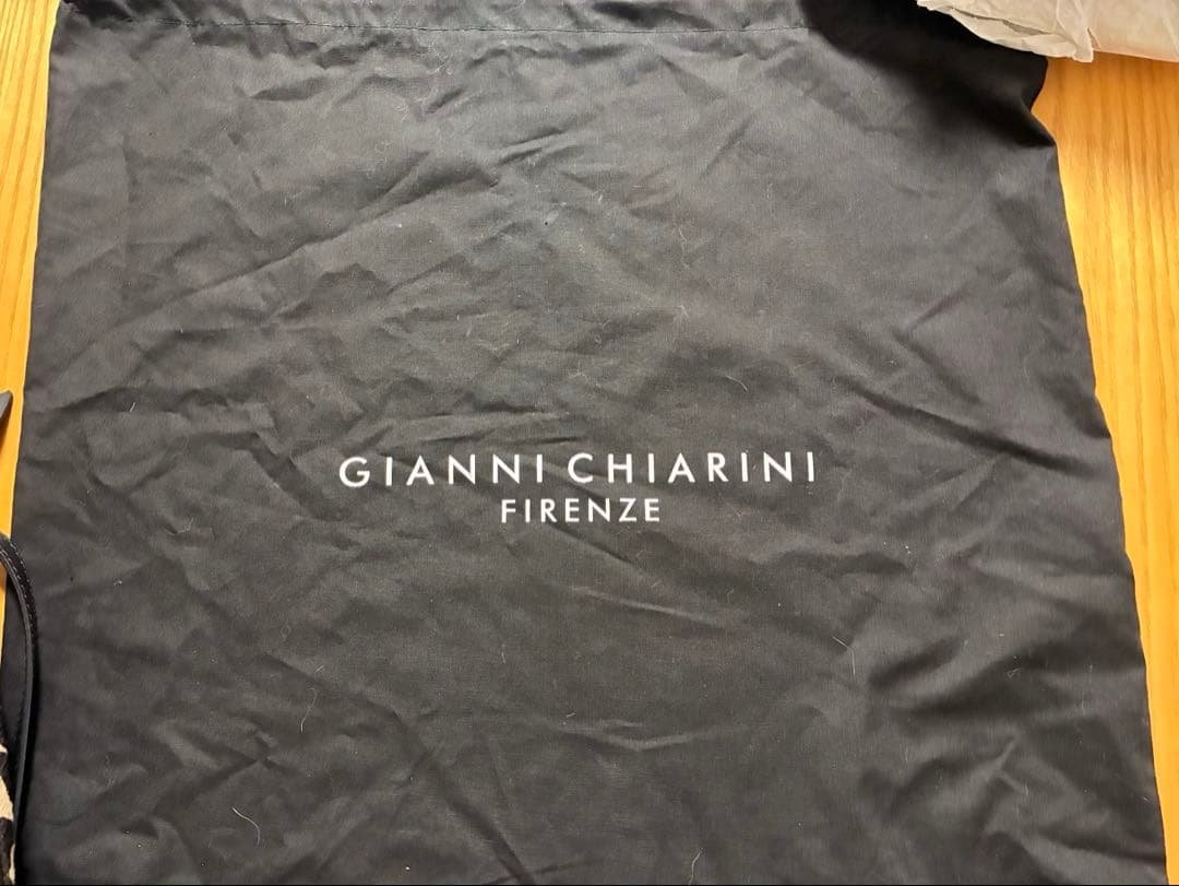 ジャンニキャリーニ　ヒョウ柄ショルダーバッグ