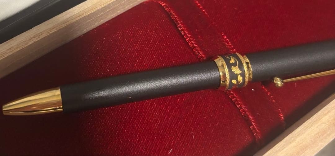 platinum プラチナ　ボールペン　銀杏柄