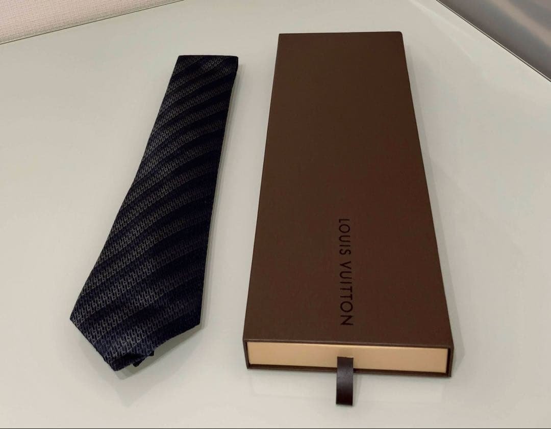 ☆LOUIS VUITTON ルイ・ヴィトン ネクタイ 新品(未使用品)☆